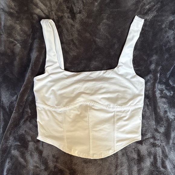 Elegant White Women's Top - Picture 1 of 2